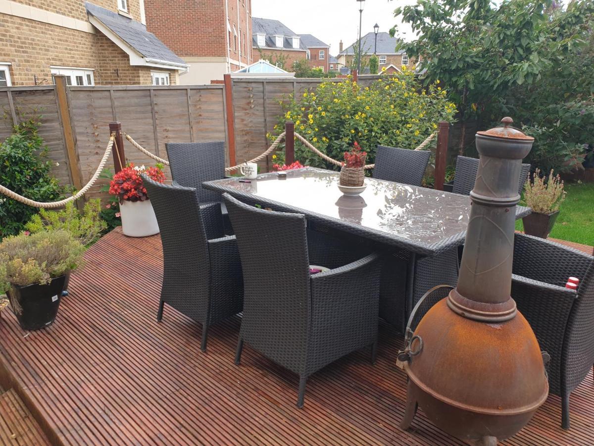 Swindon 6 Deluxe Doubles 2 With En Suite In Large House - No Pets Exterior foto